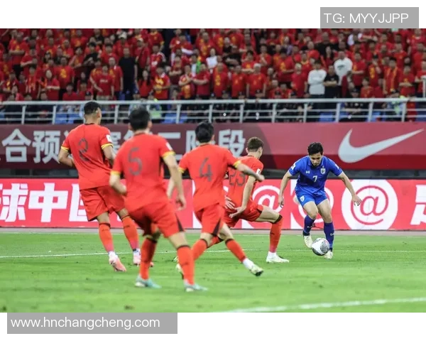 中国足球队与塔吉克斯坦的激烈对决回顾与分析2019年精彩瞬间