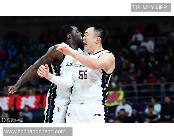 爱媛队与德岛队激战正酣谁将赢得这场精彩对决的胜利