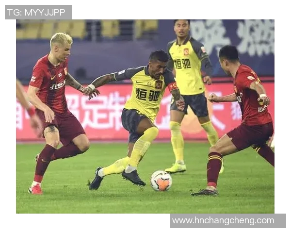 广州富力与河北华夏激战正酣谁能在这场较量中笑到最后