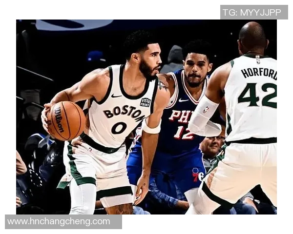 篮网队与76人激战正酣谁能在东部赛季争夺战中胜出