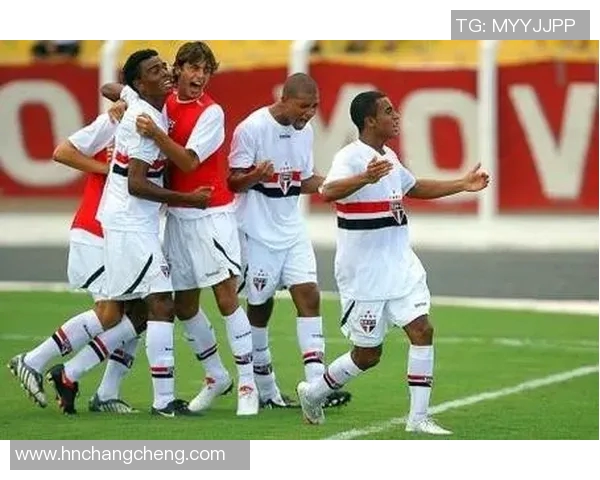 圣保罗与哥伦布竞技的激烈对决分析与赛前展望